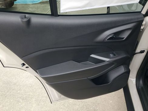 New 2026 Chevrolet Trax ACTIV w/ Sunroof Package image 9