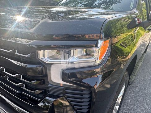 Used 2022 Chevrolet Silverado 1500 RST image 17