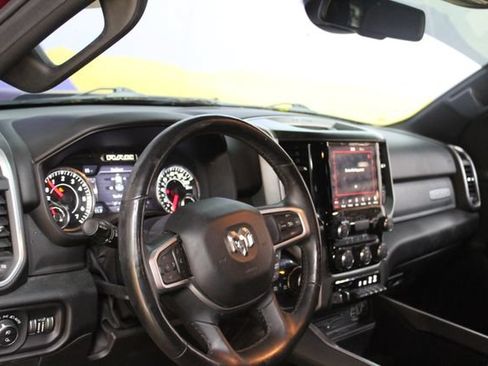 Used 2019 RAM 1500 Big Horn AWD/4WD image 10