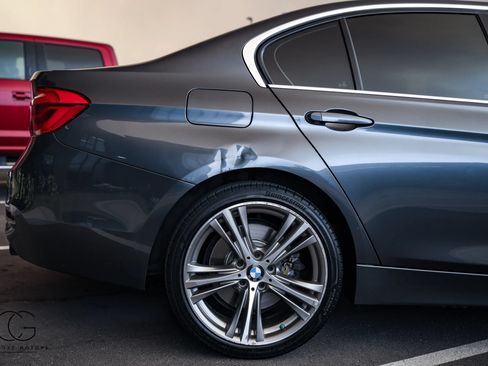 Used 2017 BMW 340i xDrive Sedan AWD/4WD image 14