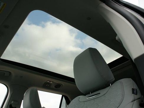 New 2026 Ford Explorer Platinum w/ LUX Leather Package image 20