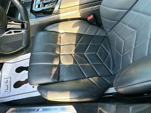 Used 2023 BMW 760i xDrive image 20
