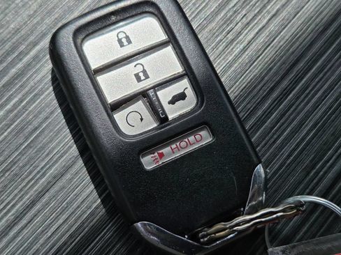 Used 2016 Honda Pilot Touring image 43