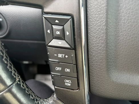 Used 2015 Lincoln Navigator 4WD image 31