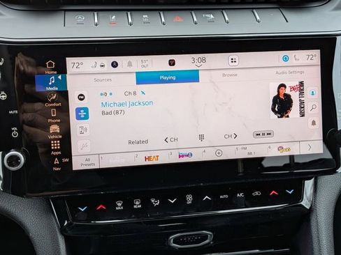 New 2026 Jeep Grand Cherokee Laredo image 22