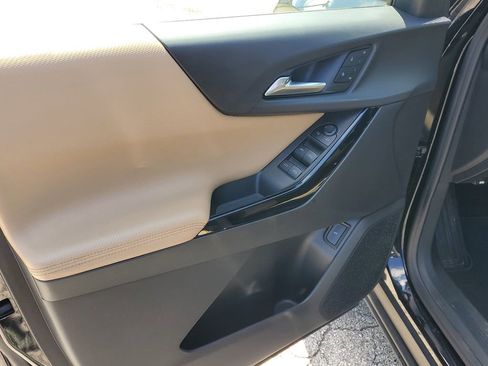 Certified 2025 Chevrolet Equinox ACTIV w/ Convenience Package III FWD image 21