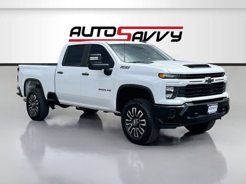 Used 2024 Chevrolet Silverado 2500 Custom w/ Custom Convenience Package AWD/4WD image 1