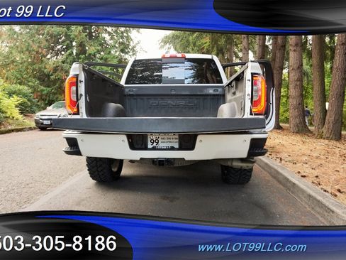 Used 2017 GMC Sierra 1500 Denali w/ Denali Ultimate Package image 30