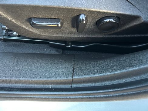 Used 2014 Chevrolet Malibu LT w/ Power Convenience Package image 14