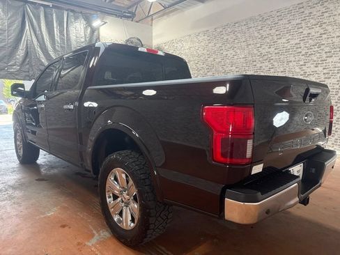 Used 2018 Ford F150 Lariat w/ Equipment Group 502A Luxury AWD/4WD image 5