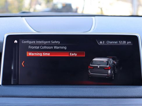 Used 2018 BMW X5 xDrive40e image 35