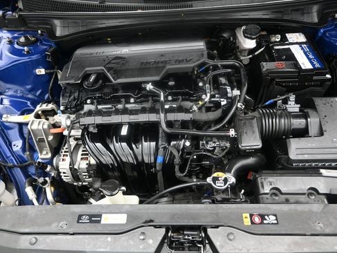 Used 2023 Hyundai Elantra SEL FWD image 14