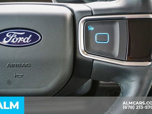 Used 2025 Ford Expedition Max Active AWD/4WD image 32