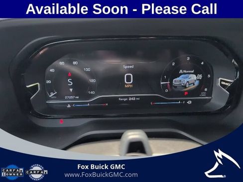 Used 2024 GMC Yukon Denali w/ Advanced Technology Package AWD/4WD image 19