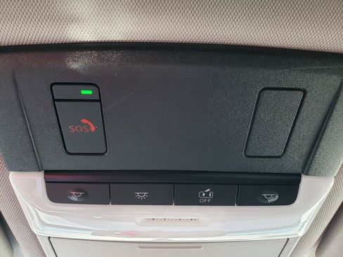 Used 2023 Mitsubishi Outlander SE AWD/4WD image 28