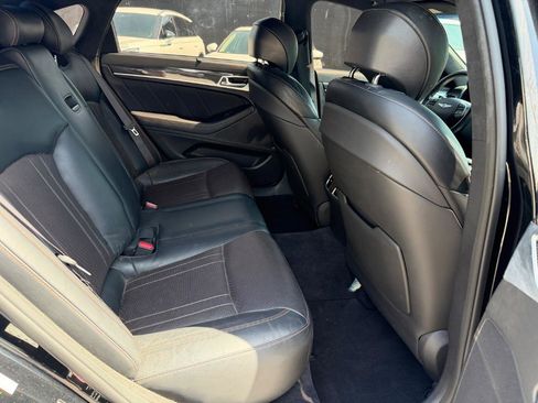 Used 2018 Genesis G80 3.3T Sport RWD image 15
