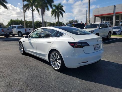 Used 2018 Tesla Model 3 Long Range image 3