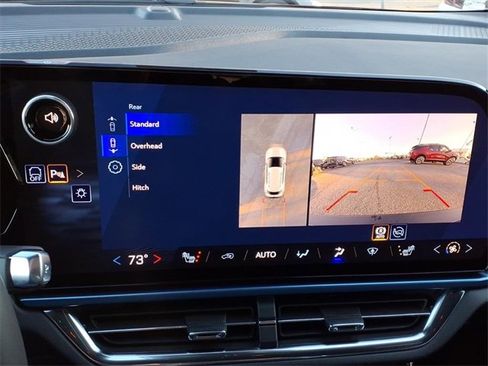 New 2026 Chevrolet Equinox EV LT image 9