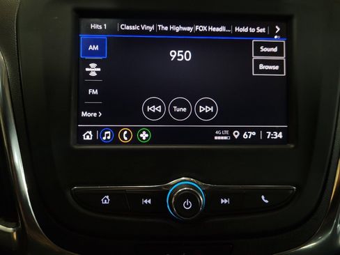 Used 2023 Chevrolet Equinox LT image 25