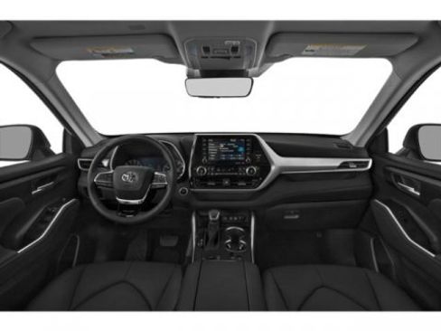 Used 2021 Toyota Highlander XLE image 8