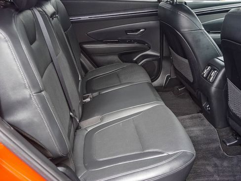 Used 2022 Hyundai Tucson Limited FWD image 14