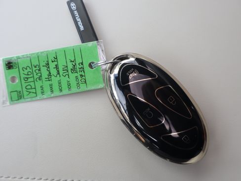 Certified 2025 Hyundai Santa Fe Calligraphy AWD/4WD image 12