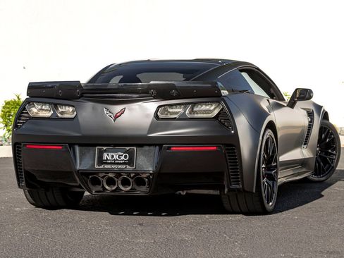 Used 2016 Chevrolet Corvette Z06 w/ 3LZ Preferred Equipment Group RWD image 6