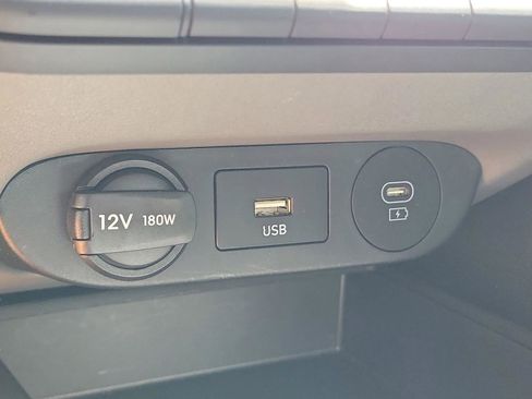 Certified 2024 Hyundai Elantra SEL FWD image 36