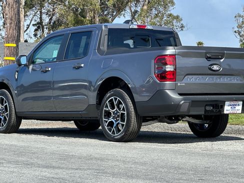 New 2026 Ford Maverick Lariat w/ 4K Tow Package AWD/4WD image 3