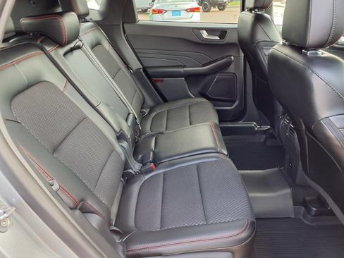 Used 2024 Ford Escape ST-Line w/ Tech Pack #1 AWD/4WD image 26