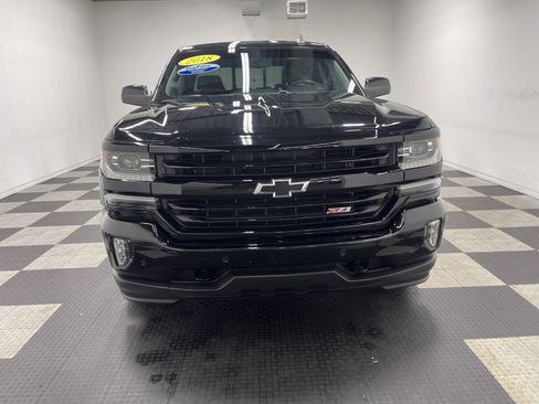 Used 2018 Chevrolet Silverado 1500 LTZ Z71 w/ Midnight Edition AWD/4WD image 7