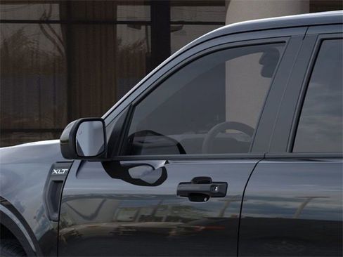 New 2025 Ford Maverick XLT w/ XLT Luxury Package image 21