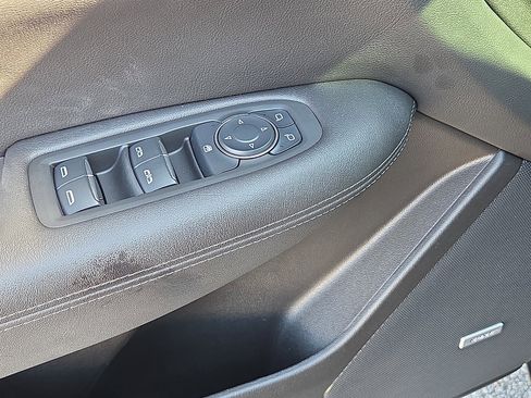 Used 2024 Cadillac XT5 Luxury image 13