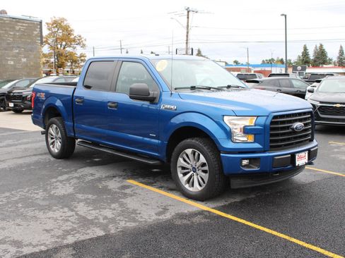 Used 2017 Ford F150 XL w/ Equipment Group 101A Mid image 3