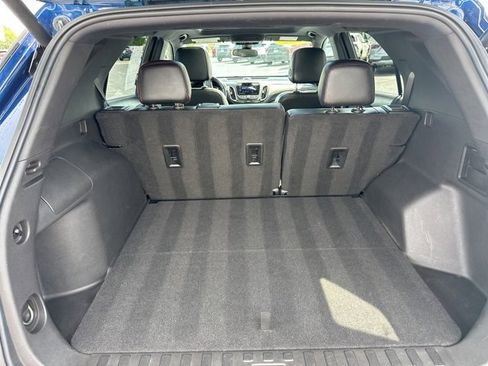 Used 2022 Chevrolet Equinox RS w/ RS Leather Package image 19