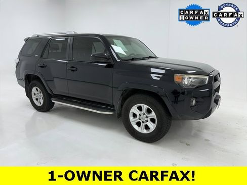 Used 2015 Toyota 4Runner SR5 image 1