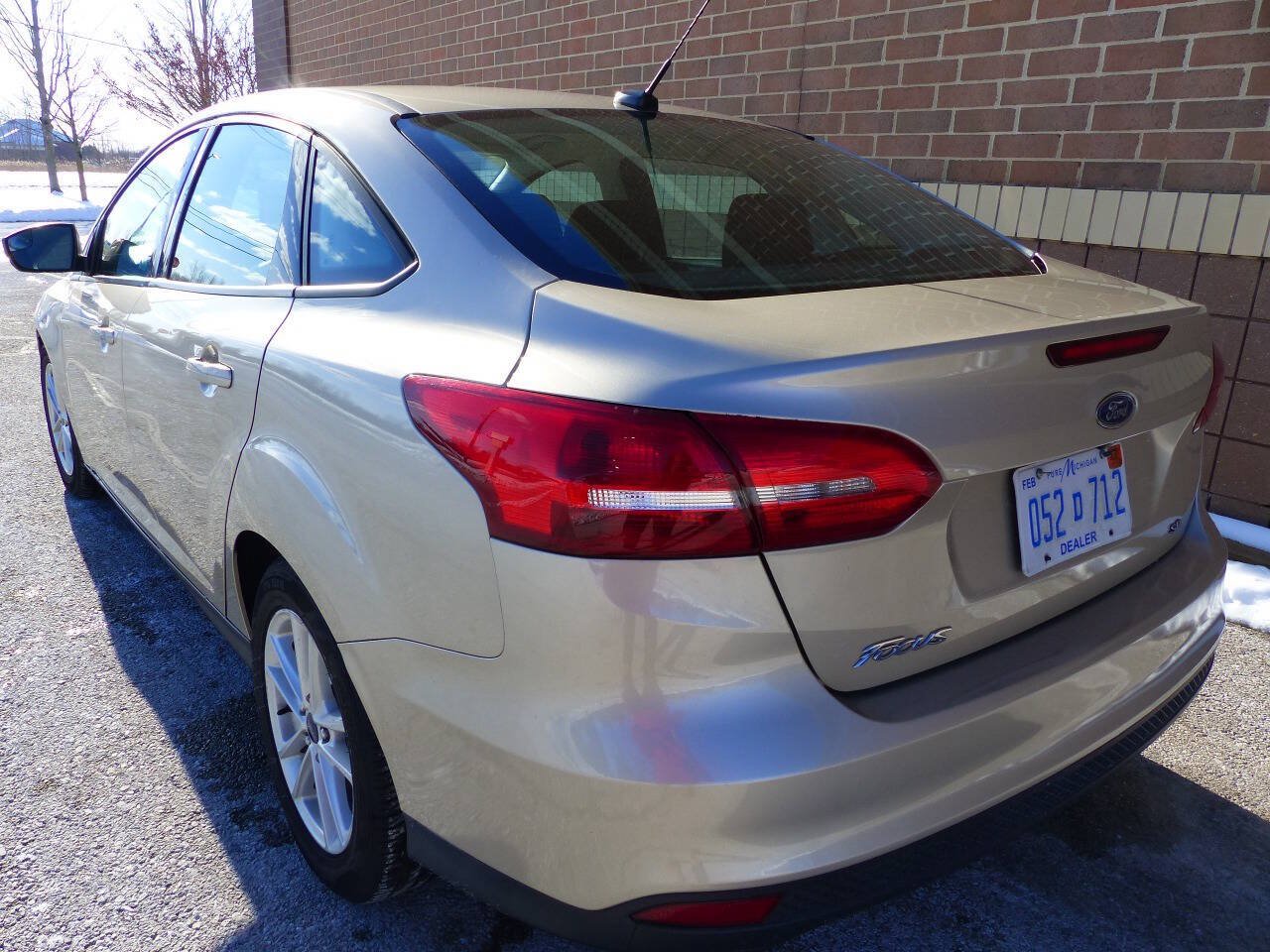 Used 2017 Ford Focus SE FWD image 6