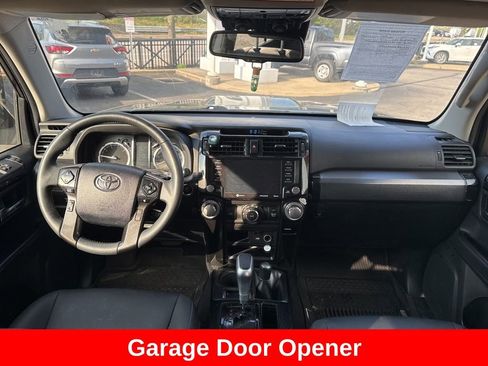 Used 2020 Toyota 4Runner TRD Off-Road Premium w/ Moonroof Package AWD/4WD image 17