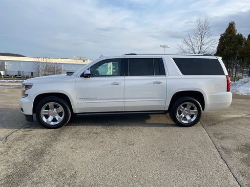 Used 2018 Chevrolet Suburban Premier image 6