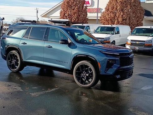 New 2026 Chevrolet Traverse RS image 3