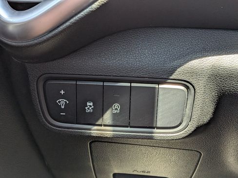 Used 2023 Kia Soul LX FWD image 22