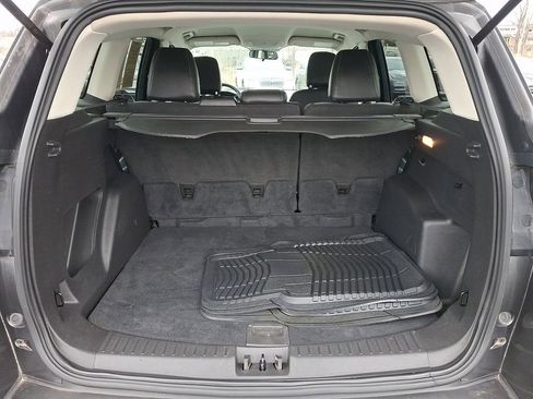 Certified 2019 Ford Escape SE image 28