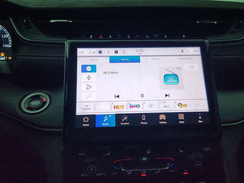 New 2025 Jeep Grand Cherokee Limited w/ Black Appearance Package image 24