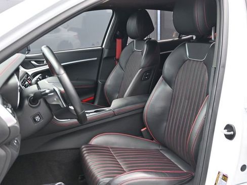 Used 2023 Genesis G70 2.0T w/ Sport Prestige Package image 10