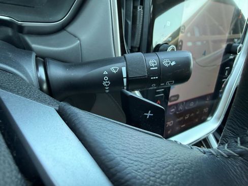 Used 2020 Subaru Outback Onyx Edition XT w/ Popular Package #2 image 24