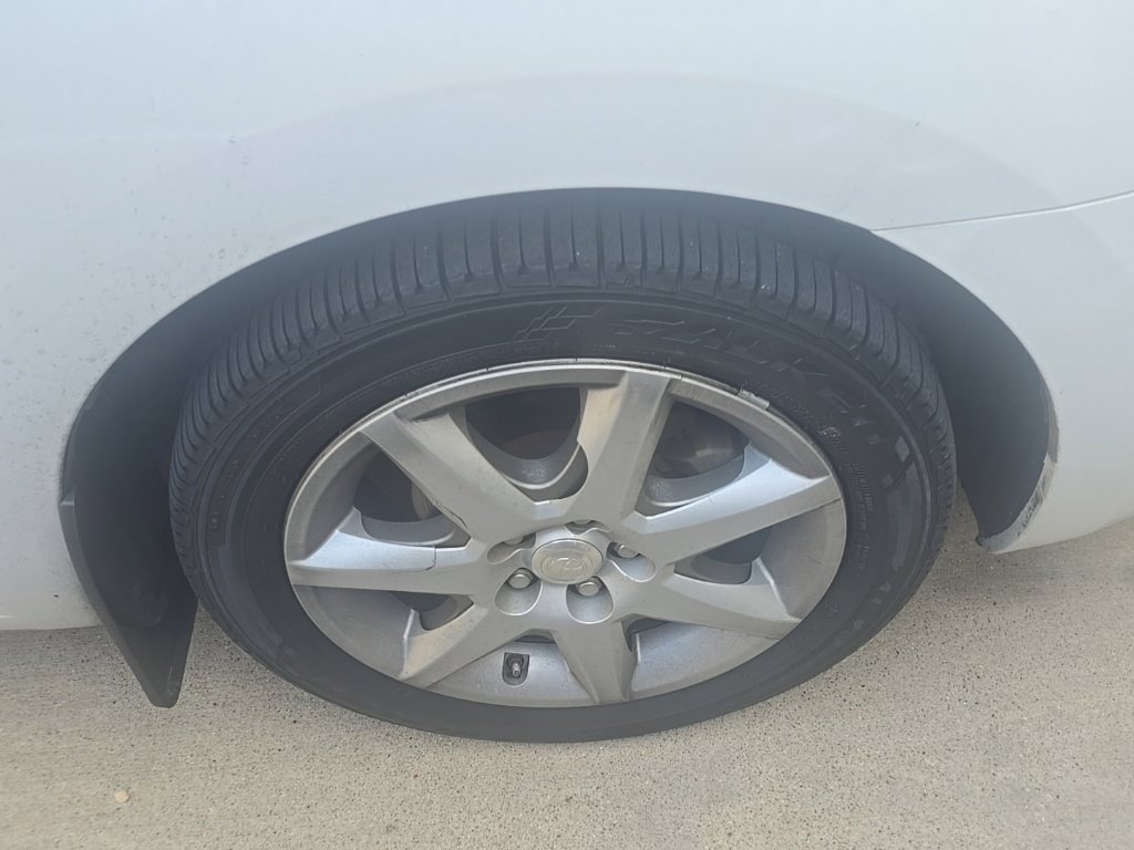 Used 2007 Toyota Prius Touring w/ Pkg 3 FWD image 16