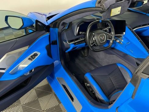 Used 2021 Chevrolet Corvette Stingray Premium Cpe w/ Z51 Performance Package RWD image 22