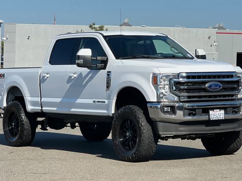 Used 2021 Ford F250 Lariat w/ Lariat Value Package AWD/4WD image 5