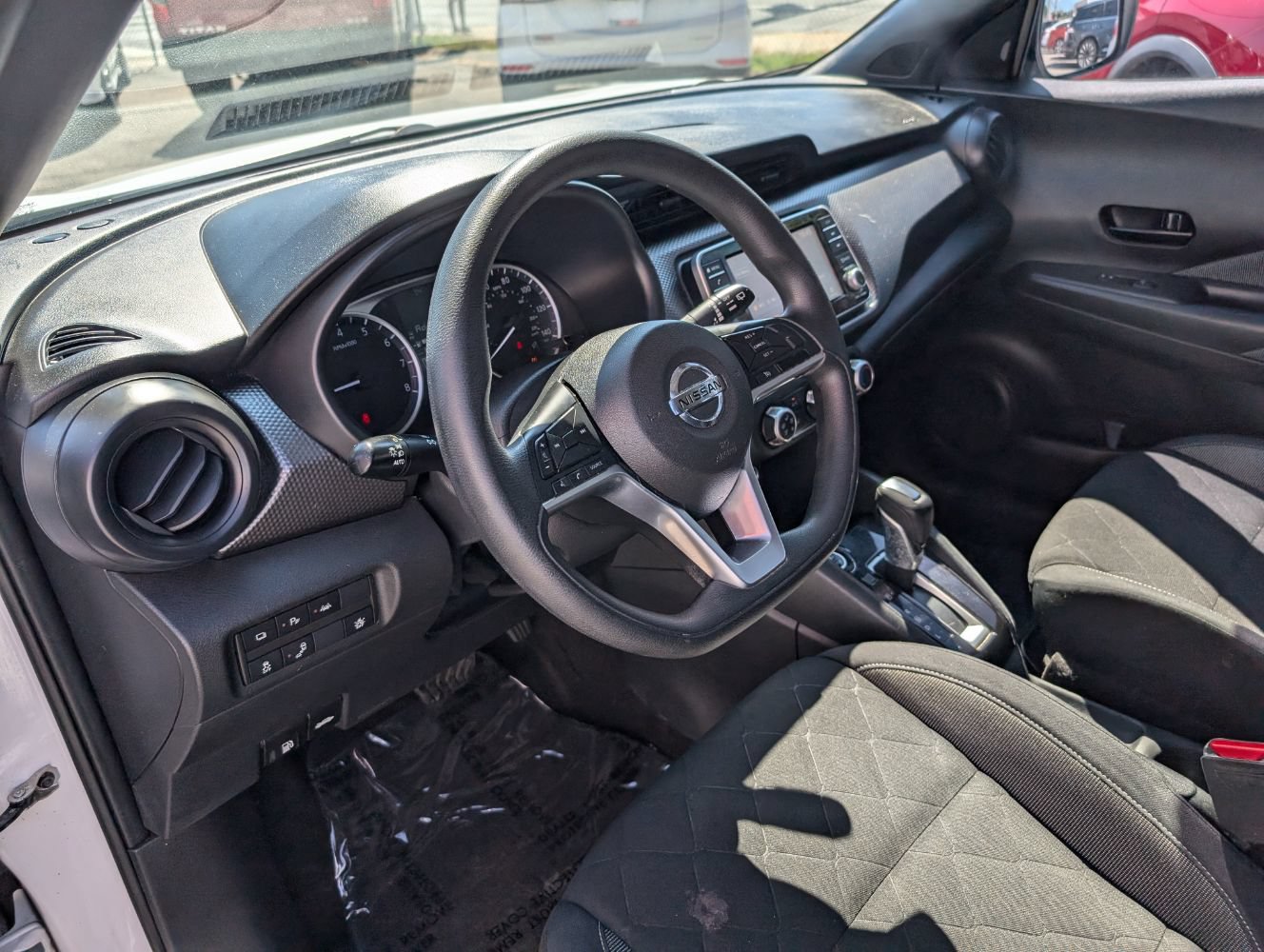 Used 2020 Nissan Kicks S FWD image 12