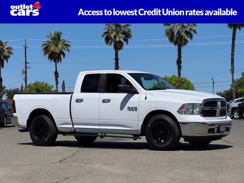 Used 2015 RAM 1500 Classic SLT RWD image 1